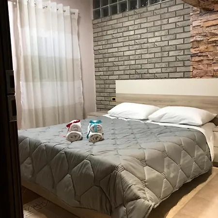 Apartment Alindro Center 3 Tirana